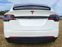 Image 10 of 16 of a 2018 TESLA MODEL X LHD DUAL MOTOR STANDARD