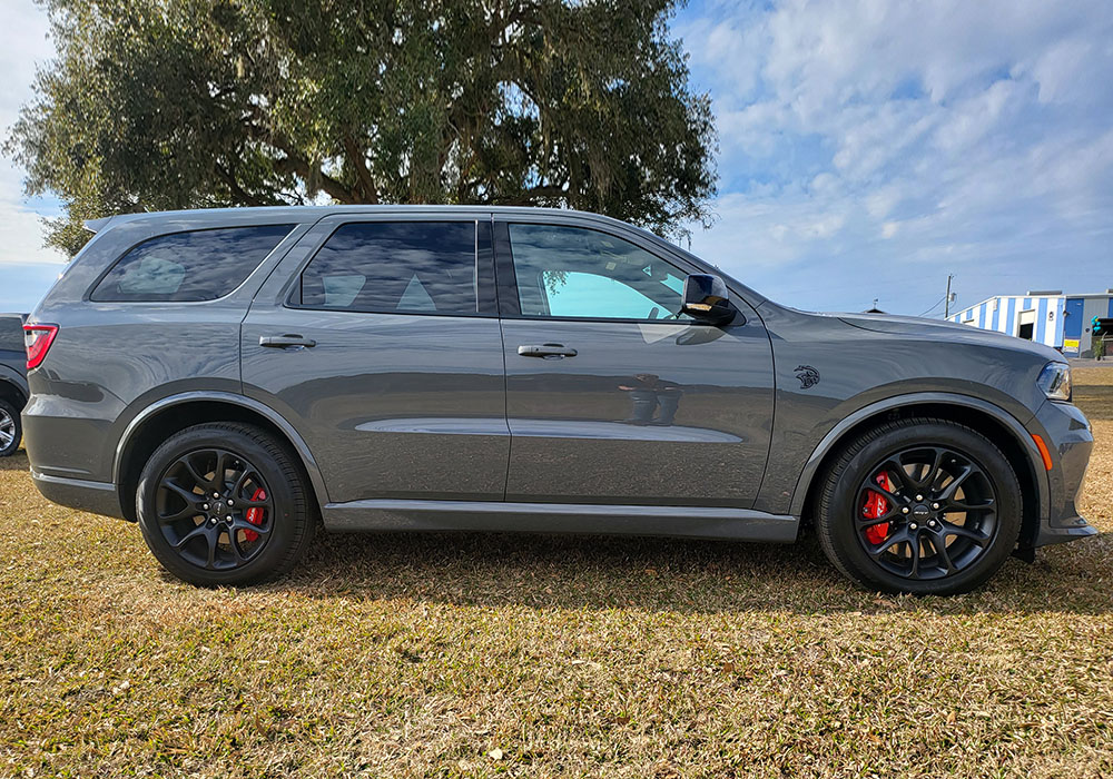 6th Image of a 2021 DODGE DURANGO SRT HELLCAT