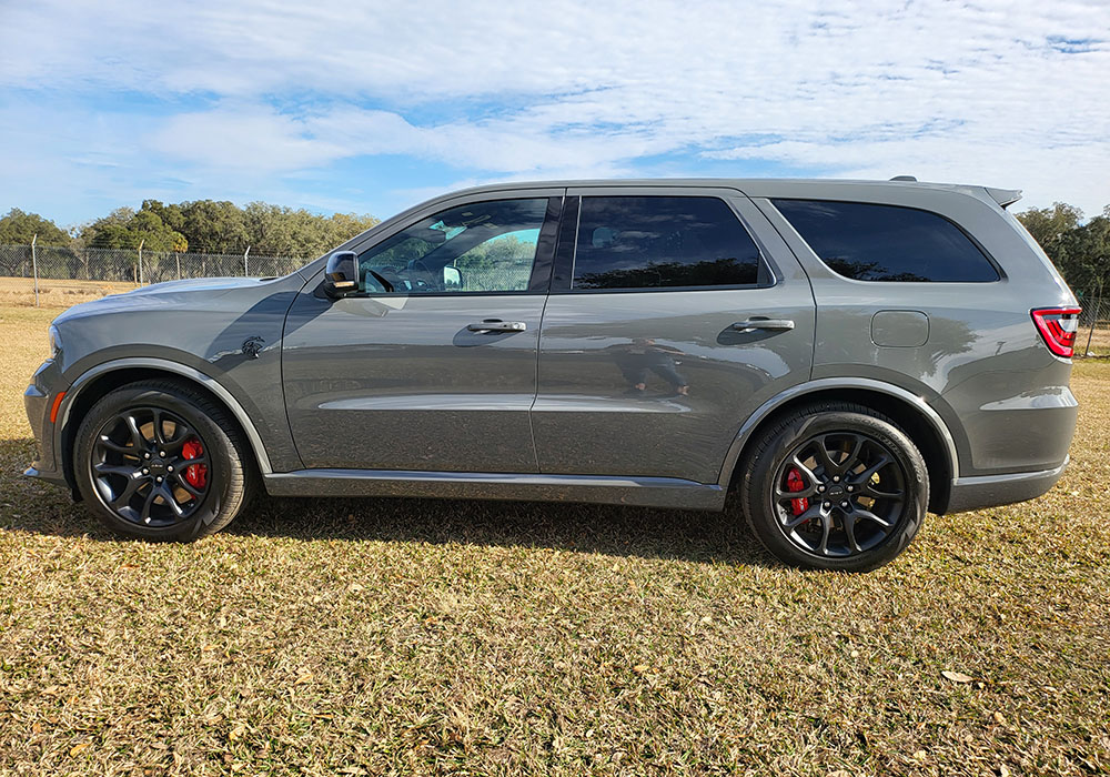 7th Image of a 2021 DODGE DURANGO SRT HELLCAT