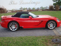 Image 4 of 10 of a 2005 DODGE VIPER SRT-10