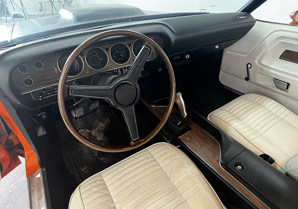 2nd Image of a 1970 DODGE CHALLENGER T/A