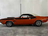 Image 2 of 3 of a 1970 DODGE CHALLENGER T/A