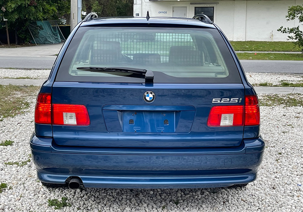 7th Image of a 2002 BMW 5 SERIES 525I