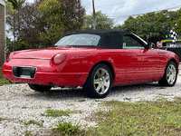 Image 10 of 24 of a 2003 FORD THUNDERBIRD