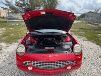 Image 23 of 24 of a 2003 FORD THUNDERBIRD