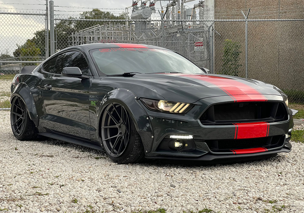 0th Image of a 2016 FORD MUSTANG GT