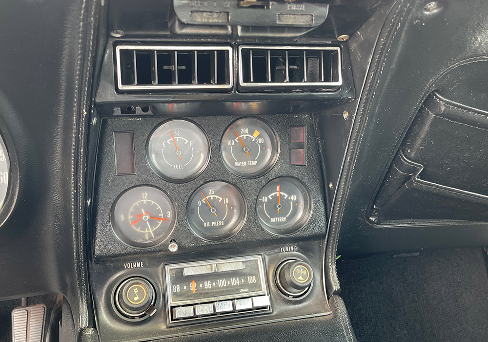 33rd Image of a 1973 CHEVROLET CORVETTE