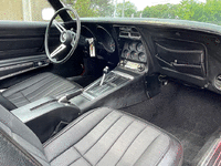 Image 33 of 44 of a 1973 CHEVROLET CORVETTE