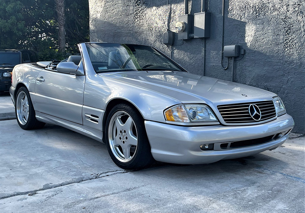 2nd Image of a 1999 MERCEDES-BENZ SL-CLASS SL500