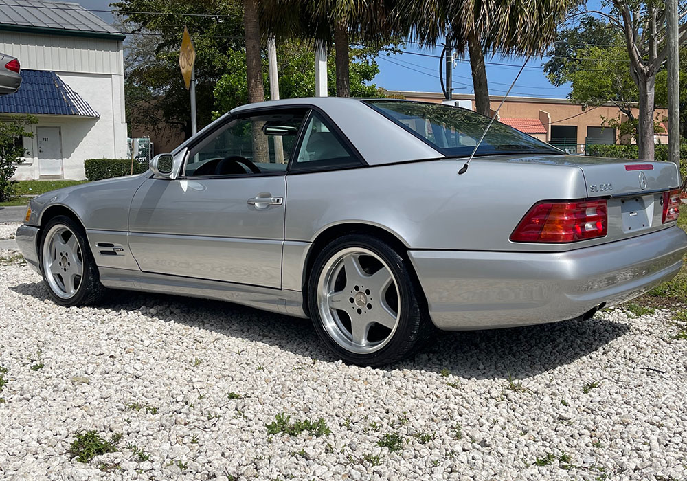 8th Image of a 1999 MERCEDES-BENZ SL-CLASS SL500