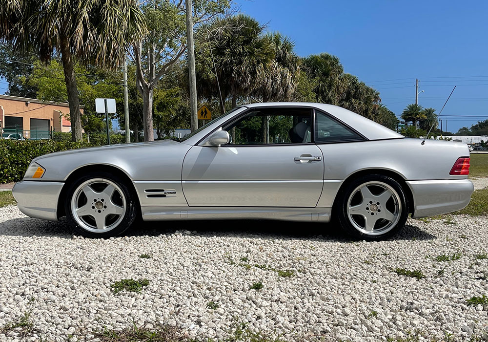 18th Image of a 1999 MERCEDES-BENZ SL-CLASS SL500