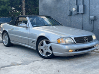 Image 7 of 37 of a 1999 MERCEDES-BENZ SL-CLASS SL500