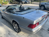 Image 10 of 37 of a 1999 MERCEDES-BENZ SL-CLASS SL500