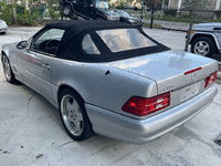 Image 11 of 37 of a 1999 MERCEDES-BENZ SL-CLASS SL500