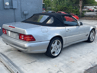 Image 12 of 37 of a 1999 MERCEDES-BENZ SL-CLASS SL500