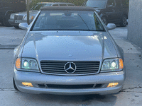 Image 15 of 37 of a 1999 MERCEDES-BENZ SL-CLASS SL500