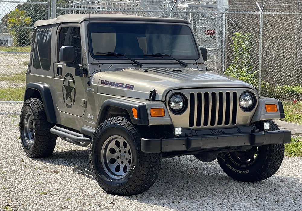 2nd Image of a 2004 JEEP WRANGLER