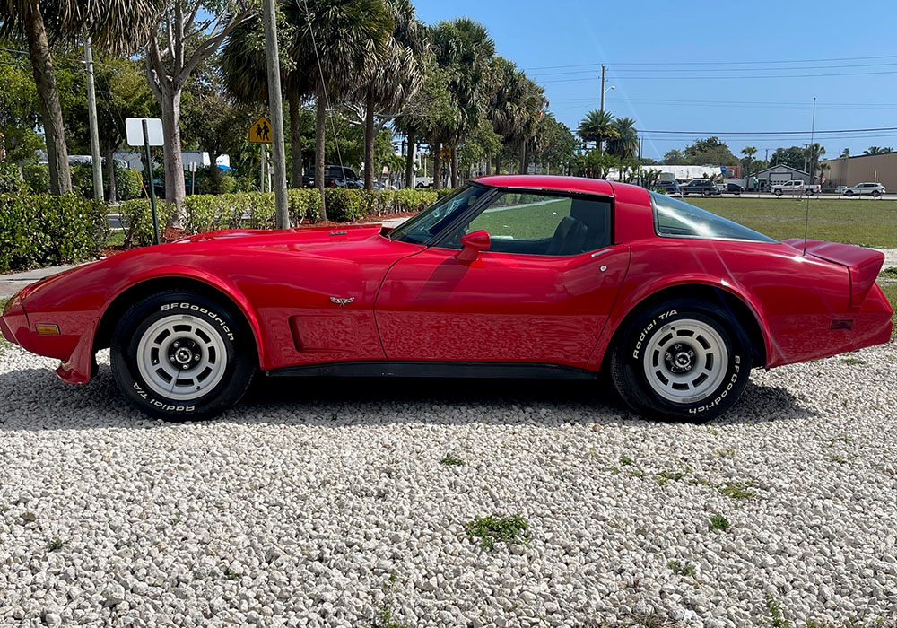 5th Image of a 1979 CHEVROLET CORVETTE