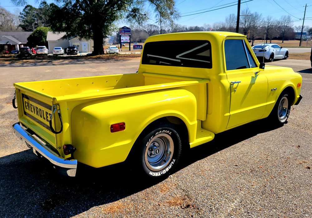 2nd Image of a 1969 CHEVROLET C10