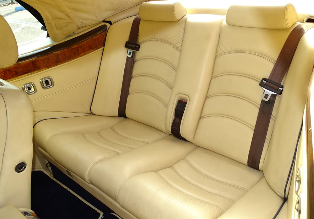 17th Image of a 2000 BENTLEY AZURE