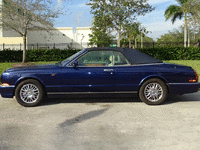 Image 6 of 44 of a 2000 BENTLEY AZURE