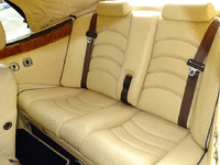 Image 18 of 44 of a 2000 BENTLEY AZURE