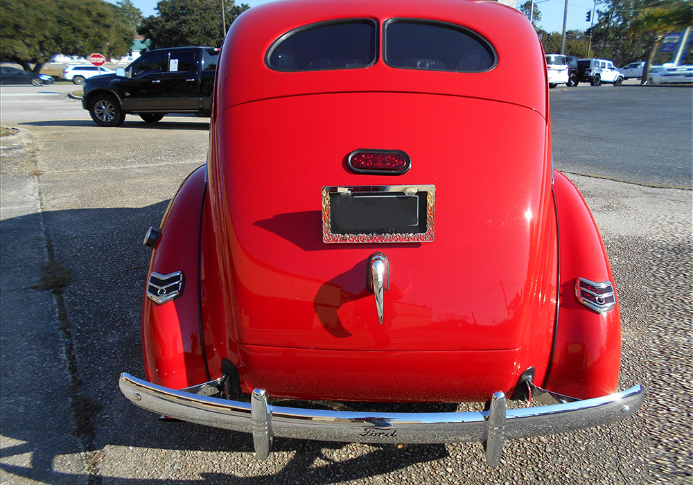 3rd Image of a 1940 FORD DELUXE