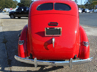 Image 4 of 17 of a 1940 FORD DELUXE