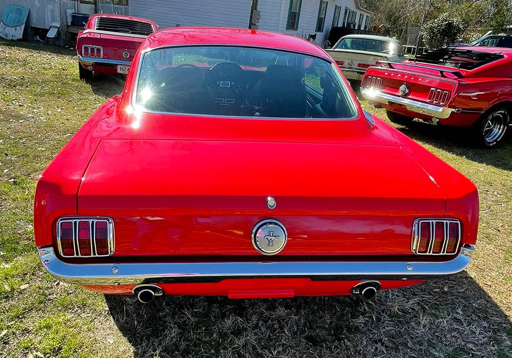 3rd Image of a 1965 FORD MUSTANG