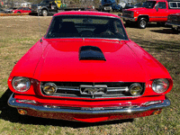 Image 3 of 13 of a 1965 FORD MUSTANG