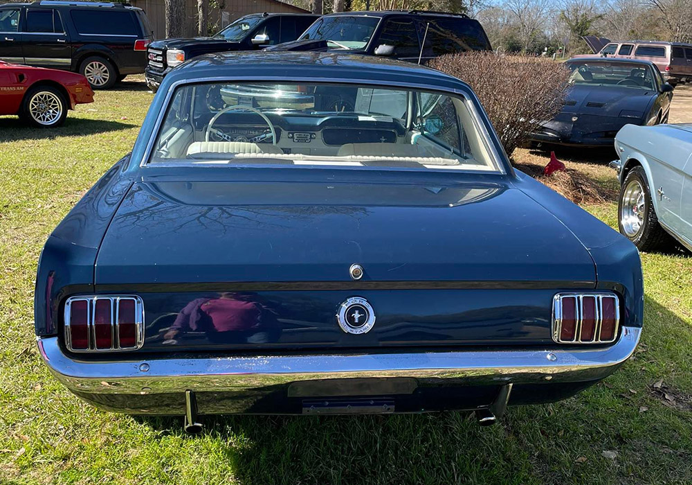 3rd Image of a 1965 FORD MUSTANG