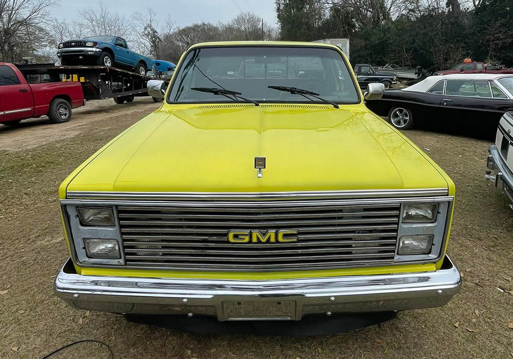 2nd Image of a 1986 GMC C1500