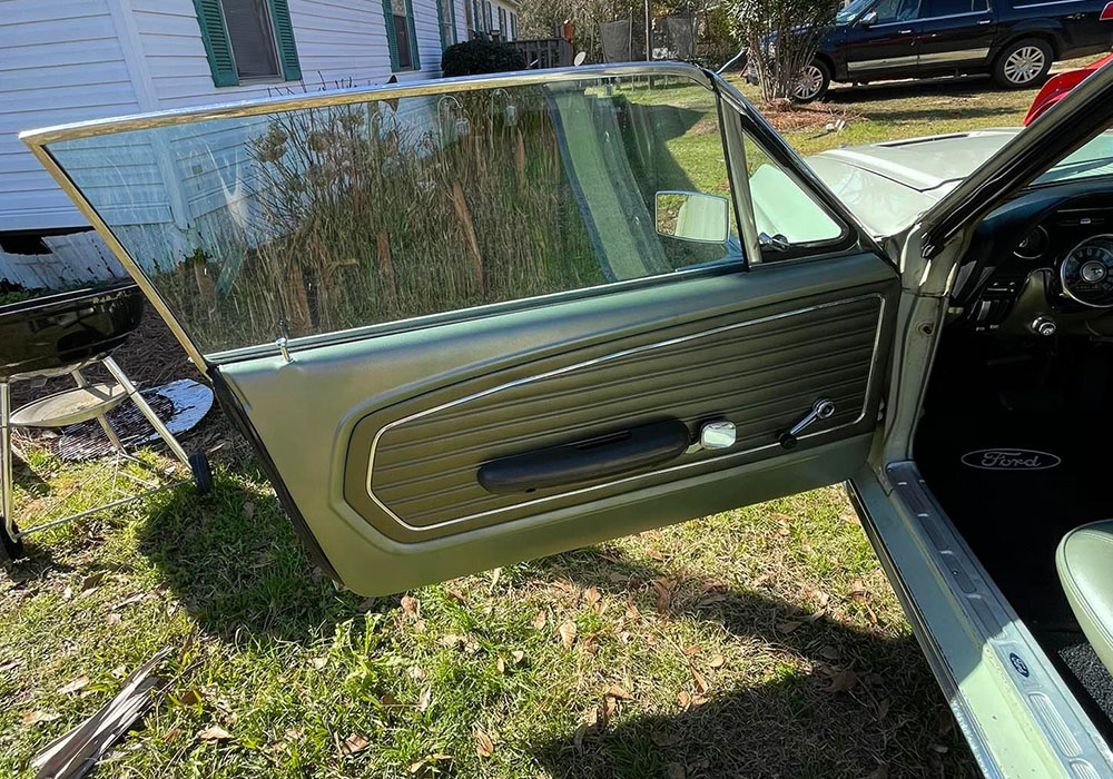 5th Image of a 1968 FORD MUSTANG