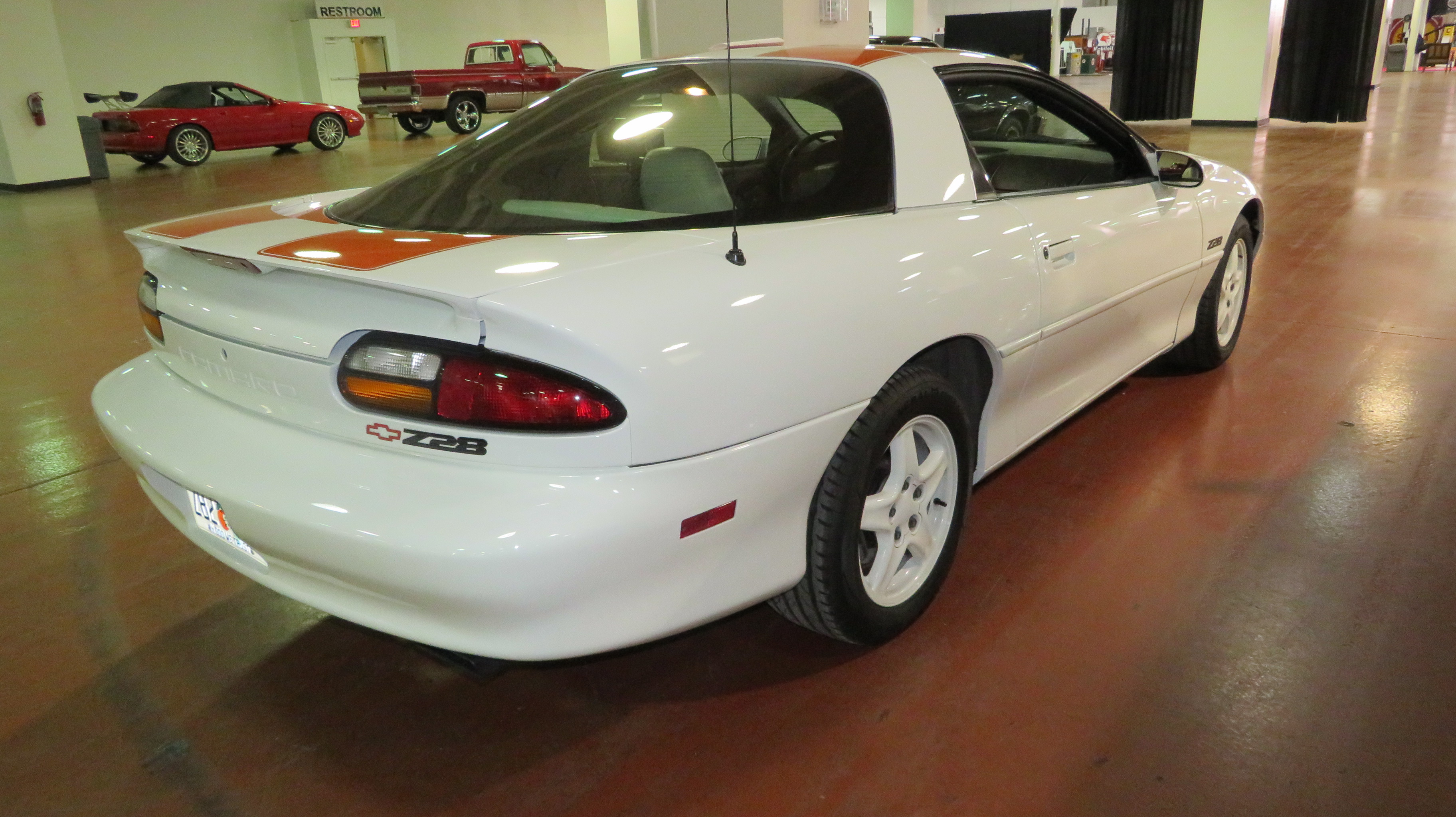 12th Image of a 1997 CHEVROLET CAMARO Z28