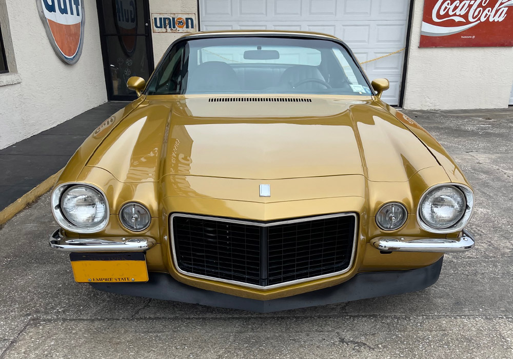 3rd Image of a 1972 CHEVROLET CAMARO