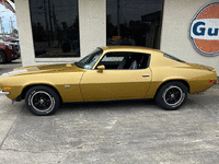 Image 3 of 8 of a 1972 CHEVROLET CAMARO