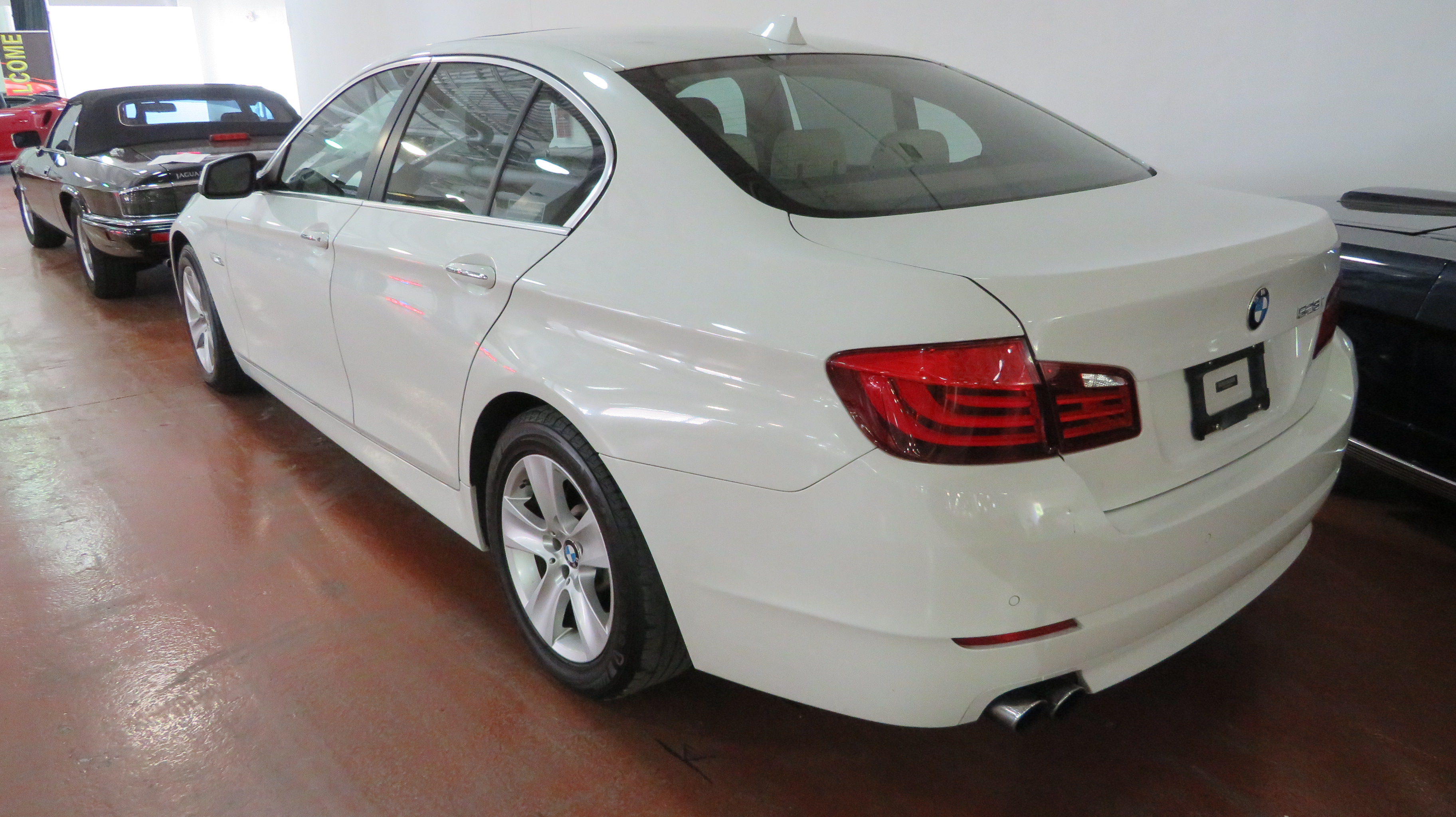 11th Image of a 2012 BMW 5 SERIES 528I