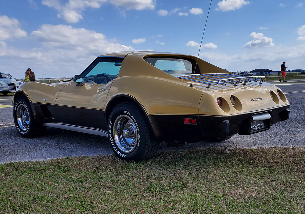 2nd Image of a 1977 CHEVROLET CORVETTE