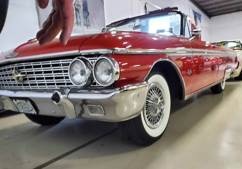 2nd Image of a 1962 FORD GALAXIE