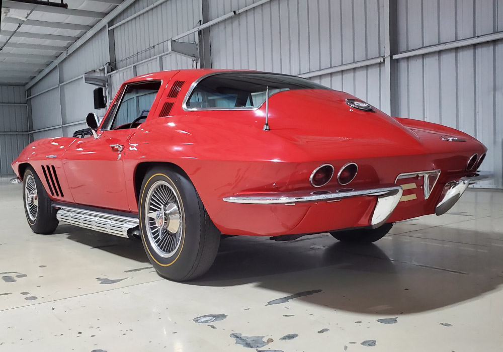 1st Image of a 1965 CHEVROLET CORVETTE