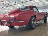 Image 3 of 23 of a 1965 CHEVROLET CORVETTE