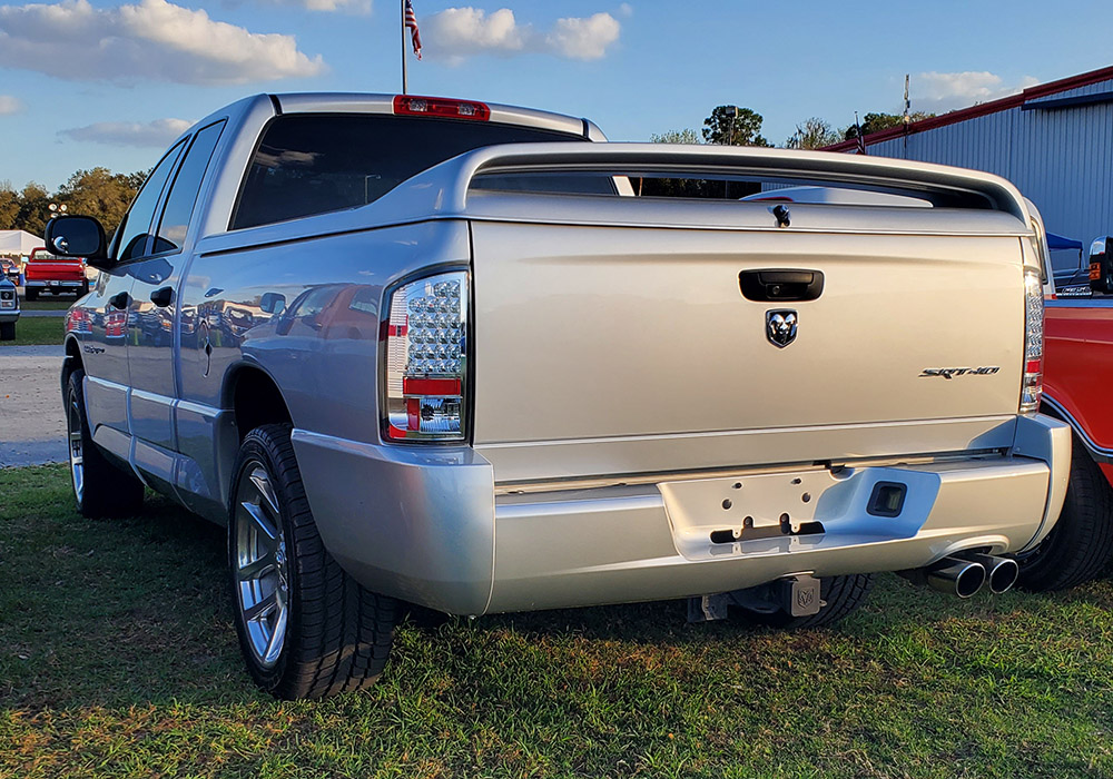 4th Image of a 2005 DODGE RAM PICKUP 1500 SRT-10