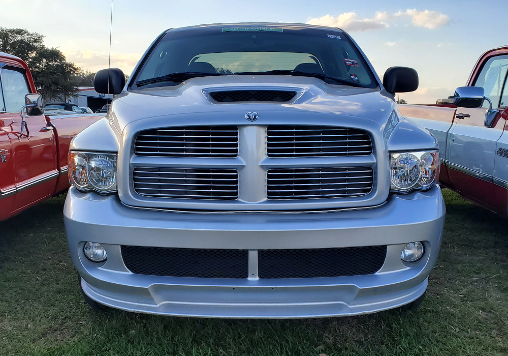 5th Image of a 2005 DODGE RAM PICKUP 1500 SRT-10