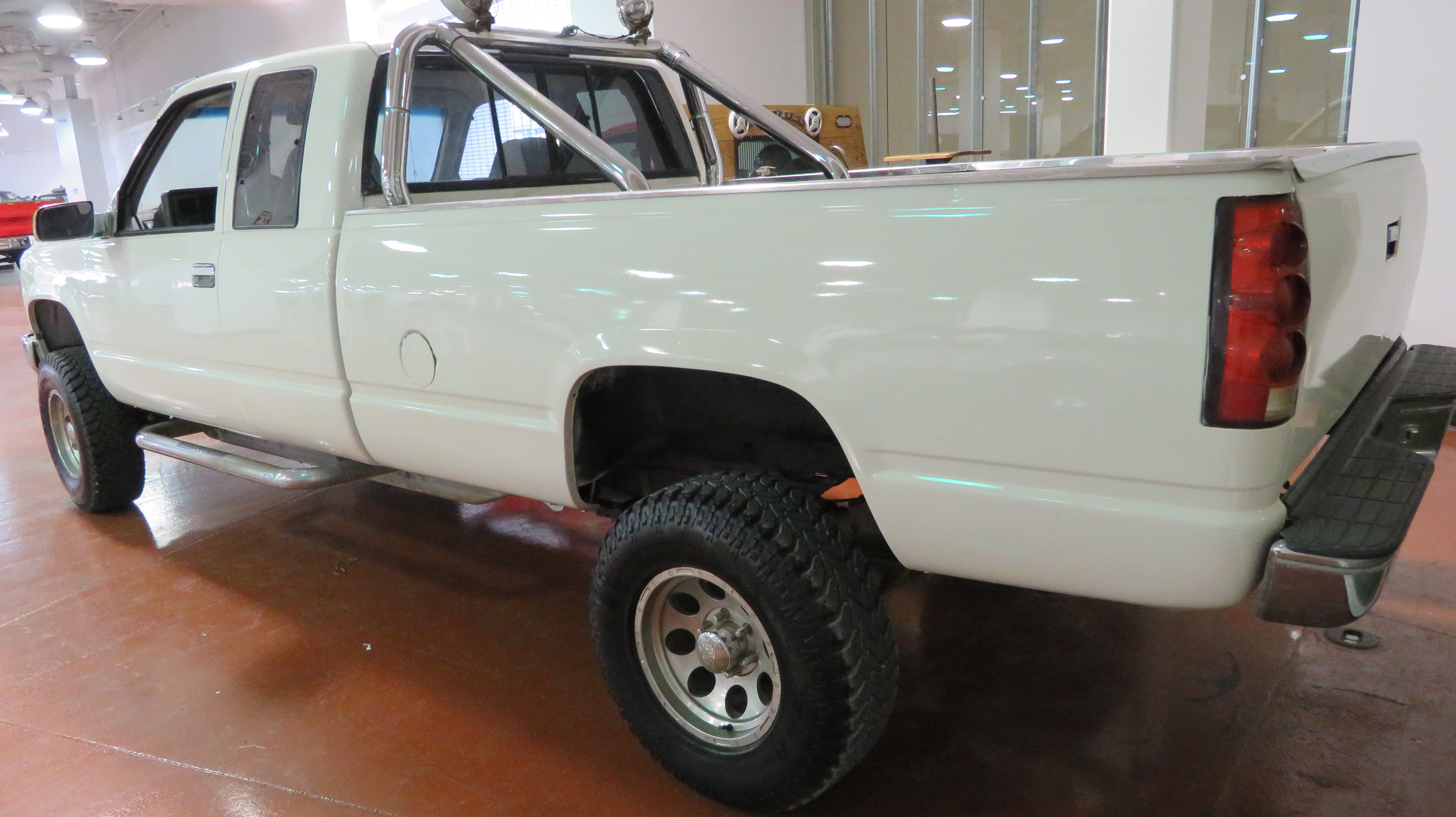 2nd Image of a 1994 CHEVROLET K1500 4X4 EXT CAB