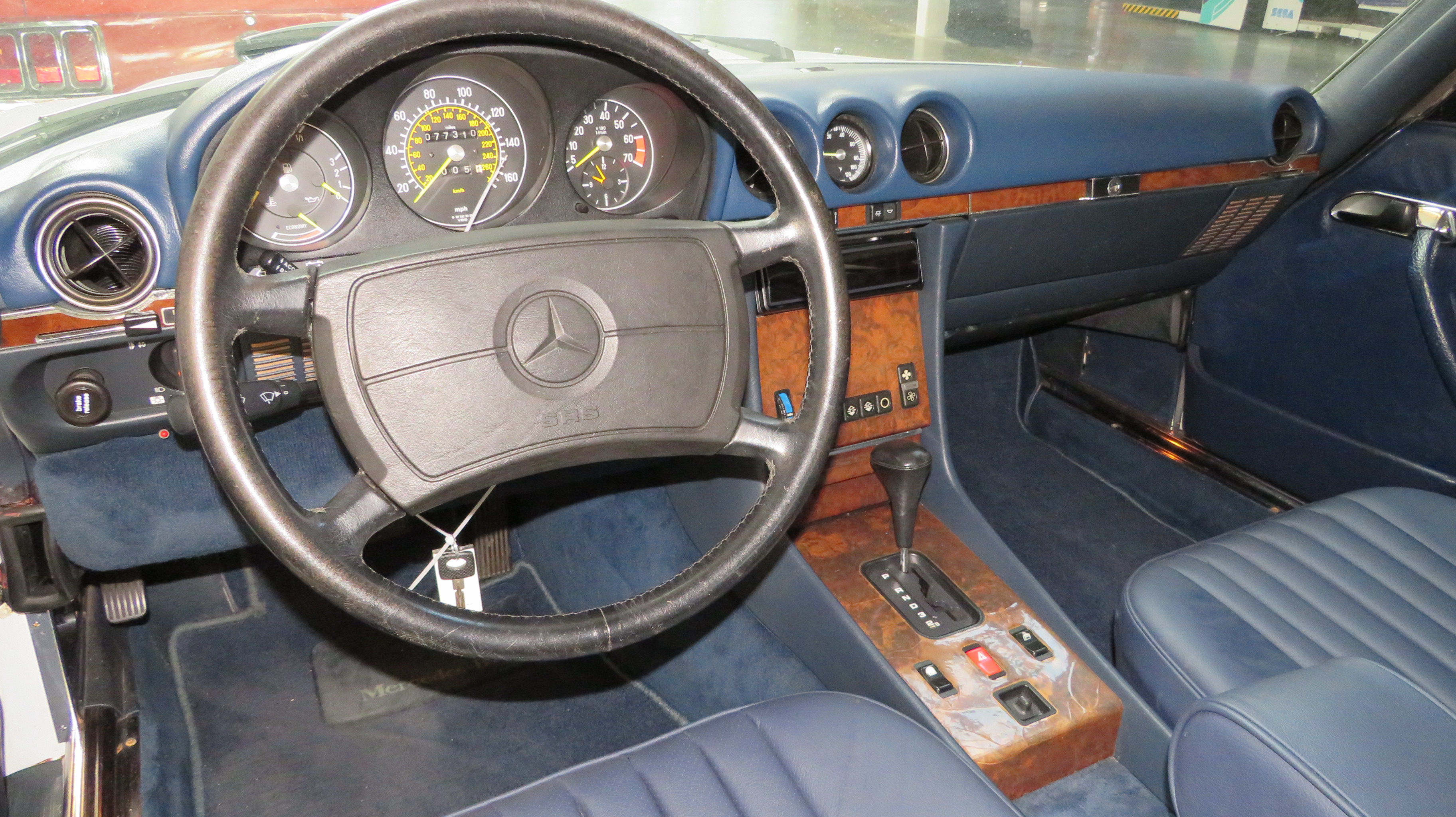 6th Image of a 1987 MERCEDES-BENZ 560SL