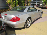 Image 10 of 12 of a 2004 MERCEDES-BENZ SL500