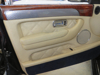 Image 11 of 13 of a 2005 BENTLEY ARNAGE MULLINER T