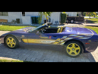 Image 6 of 11 of a 1998 CHEVROLET CORVETTE