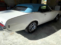 Image 2 of 6 of a 1968 OLDSMOBILE CUTLASS S