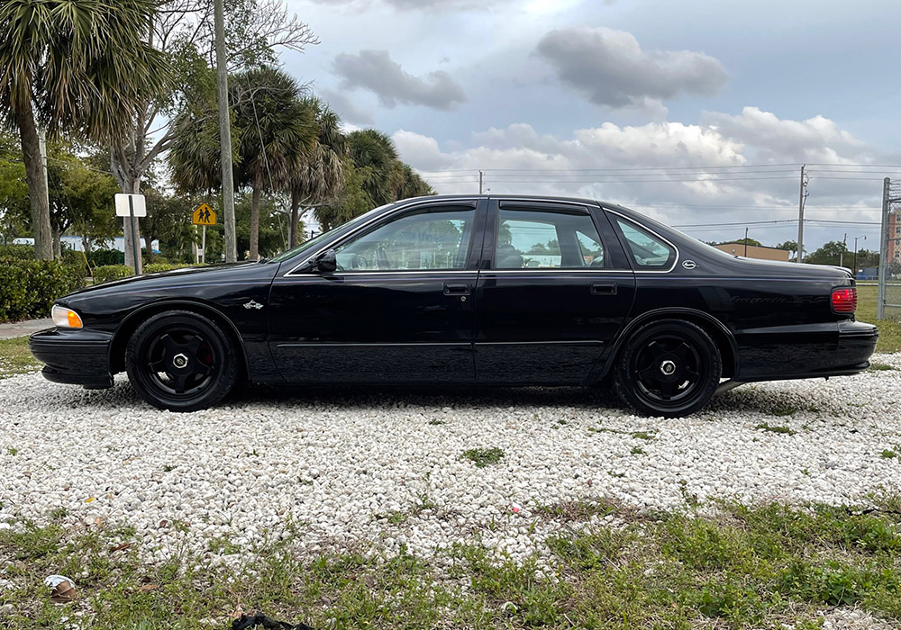 4th Image of a 1996 CHEVROLET IMPALA / CAPRICE